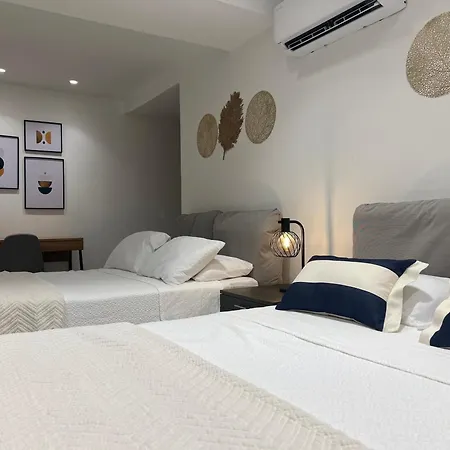 With Direct Access To The Sea In Ctg Apartamento