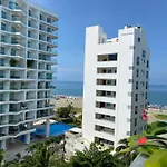 Apartment With Direct Access To The Sea In Ctg